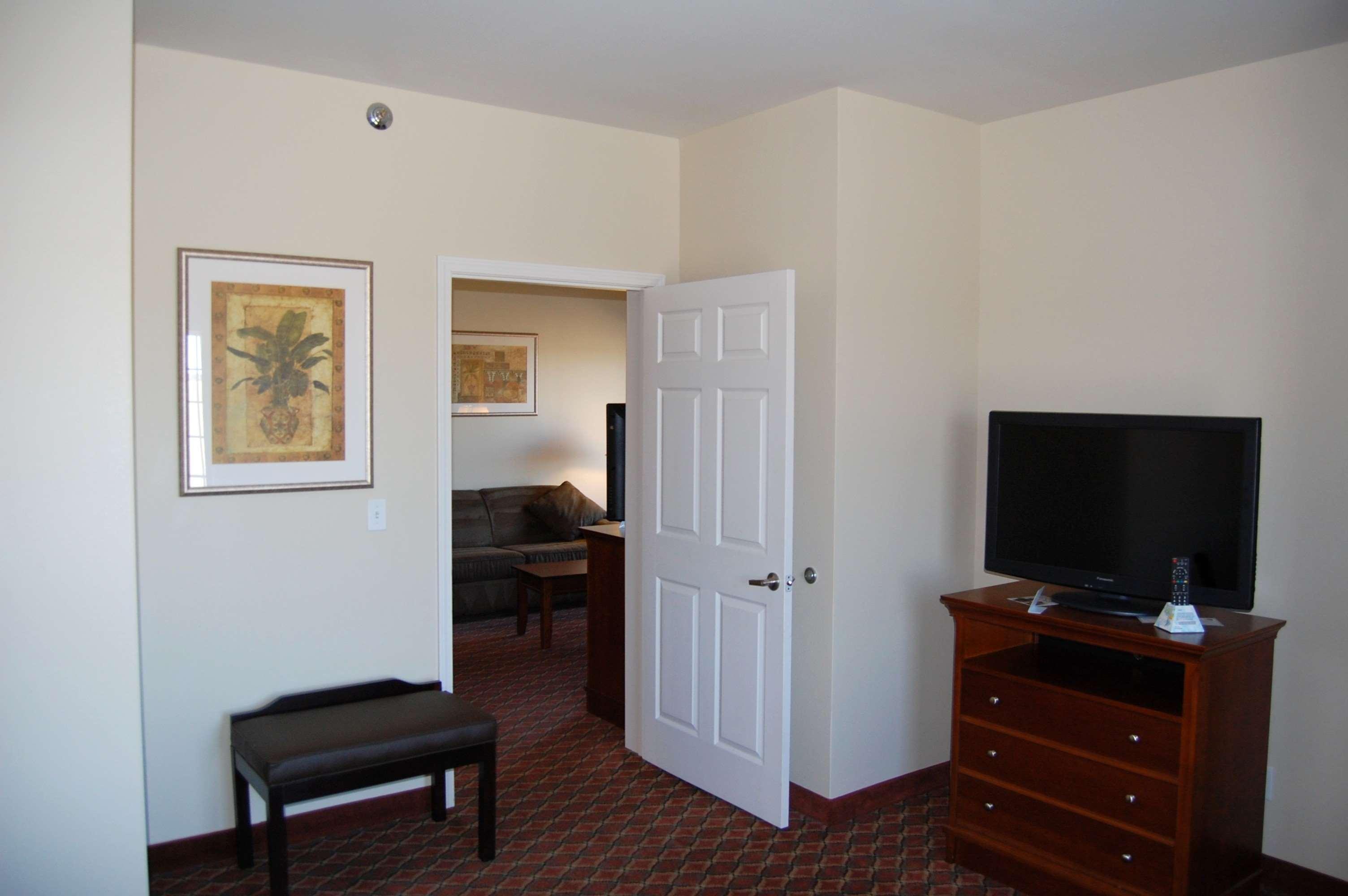 Best Western Plus Midamerica Hotel Mascoutah Exteriör bild