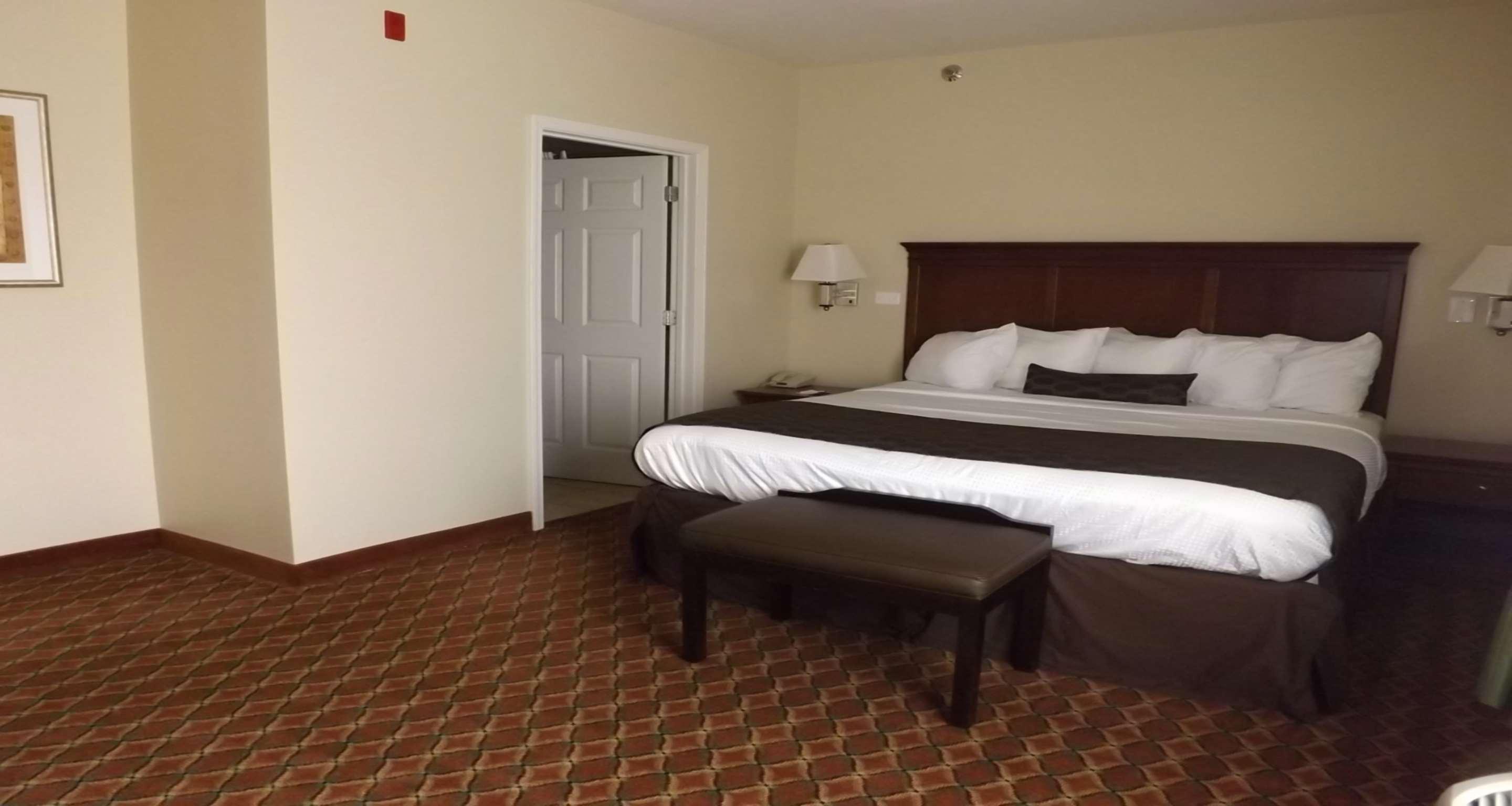 Best Western Plus Midamerica Hotel Mascoutah Exteriör bild